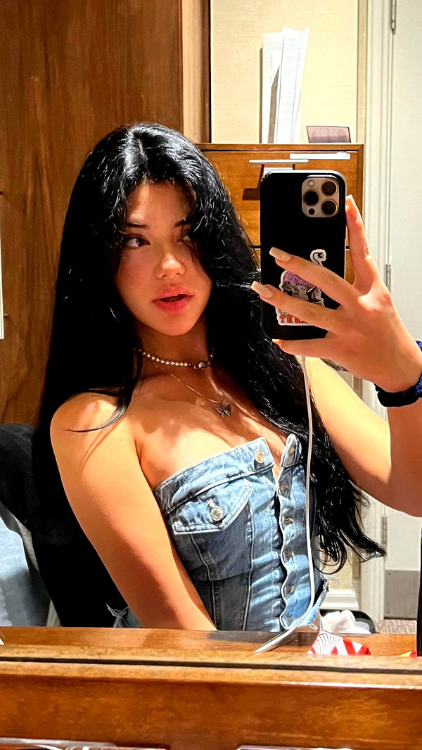 vanessa.rhd instagram image archive image