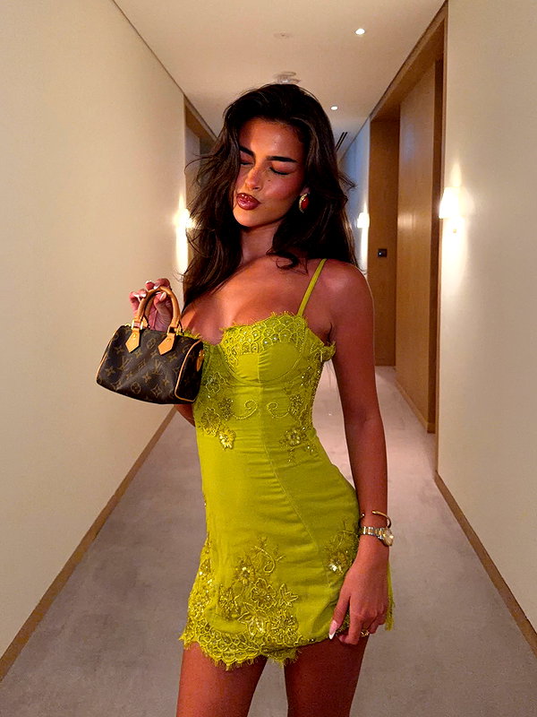 oliviaphillipps instagram image archive image