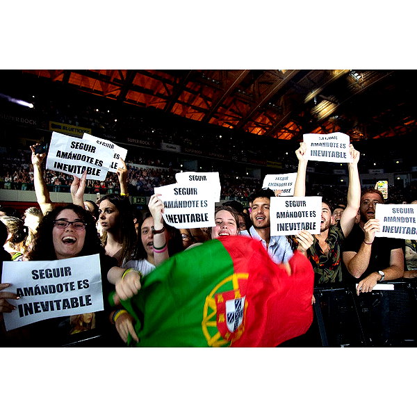 shakira instagram image archive image