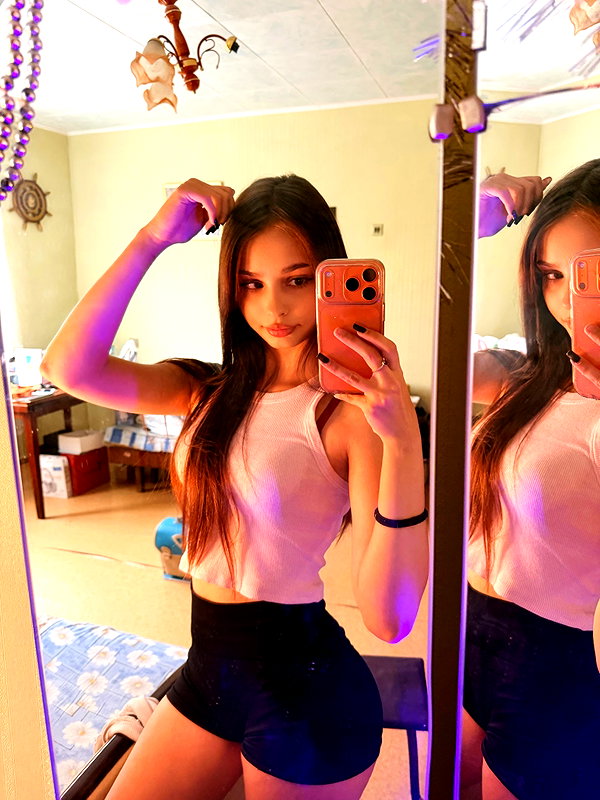 arti_0._.0 instagram image archive image