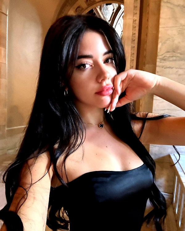 vanessa.rhd instagram image archive image