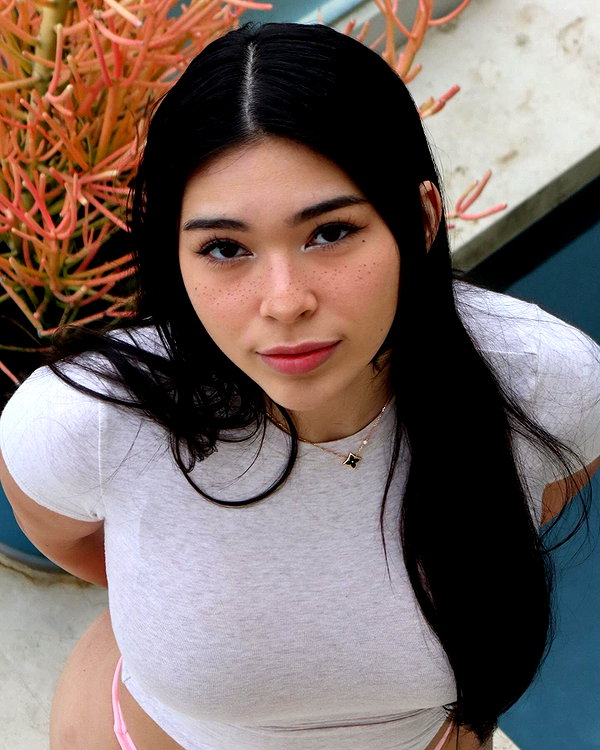 aishahsofey instagram image archive image