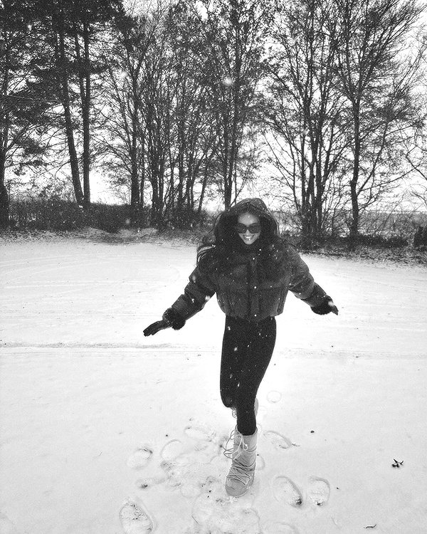 zoeliss instagram image archive image