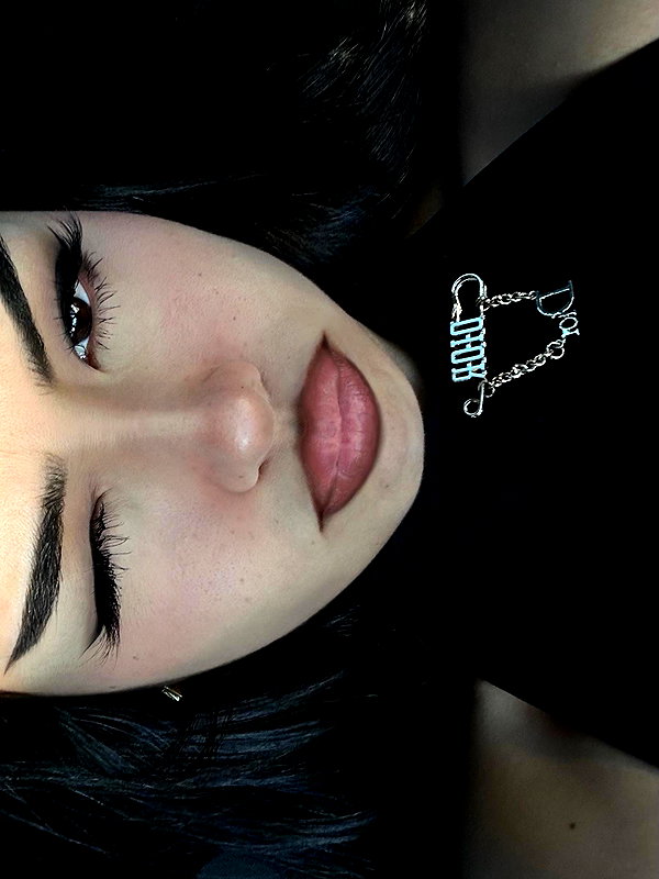 julia_ruelas instagram image archive image