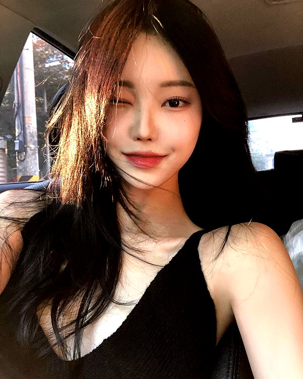 daxbin instagram image archive image