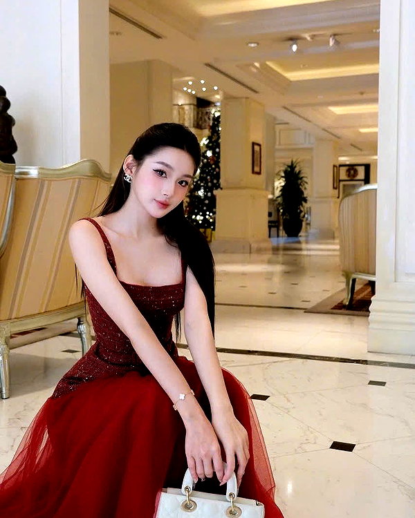lyhythuedoxinh instagram image archive image