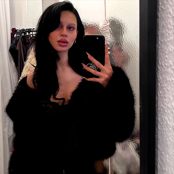 karolinaawasik instagram image archive image