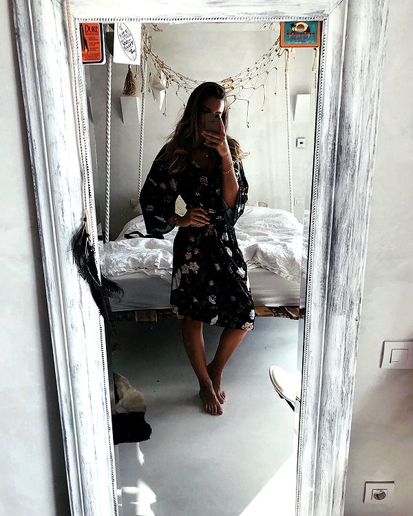 pia__kim instagram image archive image