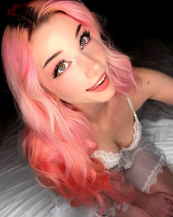 danielle.mercedie instagram image archive image