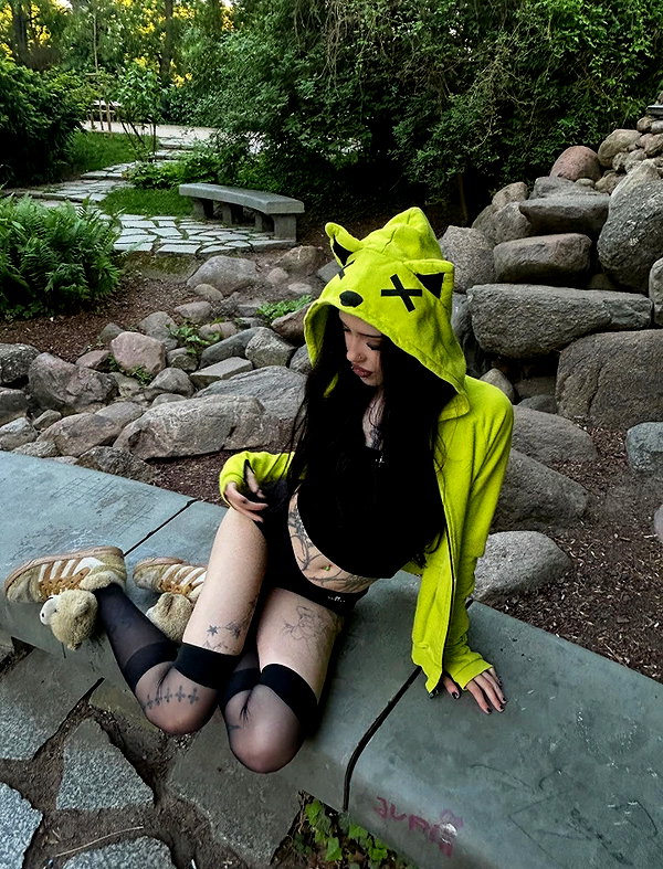 aleksaoaa instagram image archive image