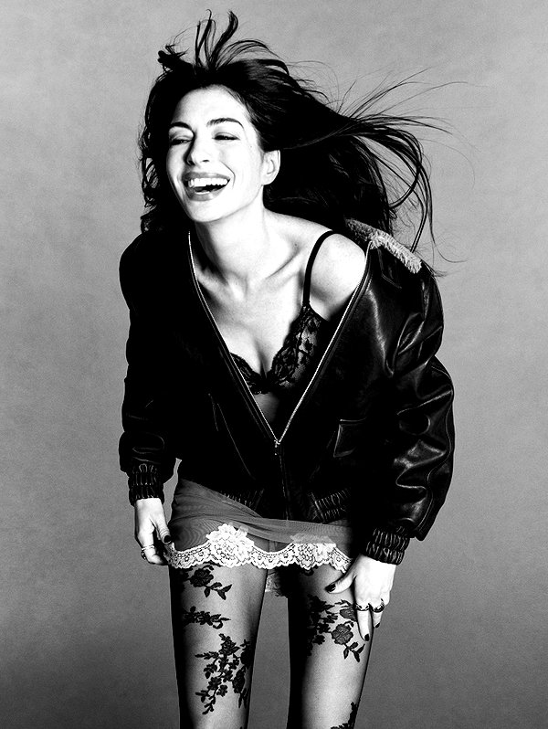 annehathaway instagram image archive image