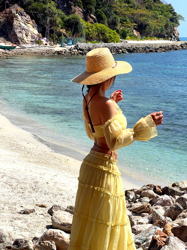 lyhythuedoxinh instagram image archive image