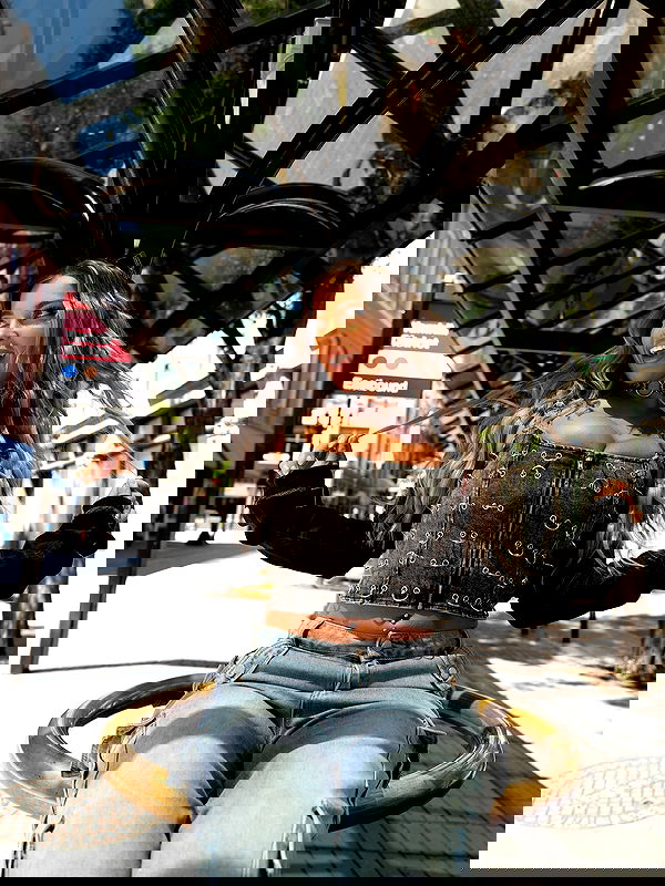 itshayleydavies itshayleydavies archive image