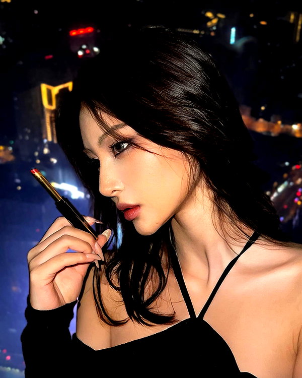 ll.lu1s instagram image archive image