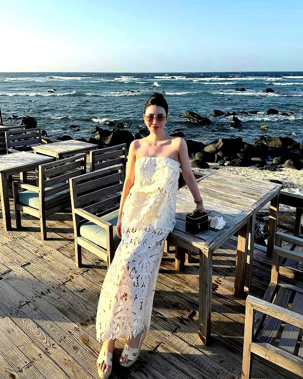 lyhythuedoxinh instagram image archive image