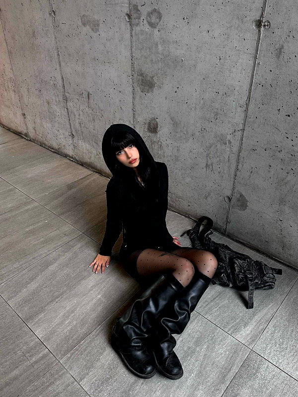 connie.01j instagram image archive image