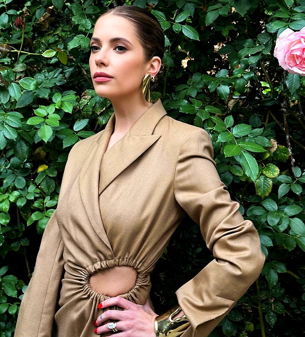 ashleybenson instagram image archive image