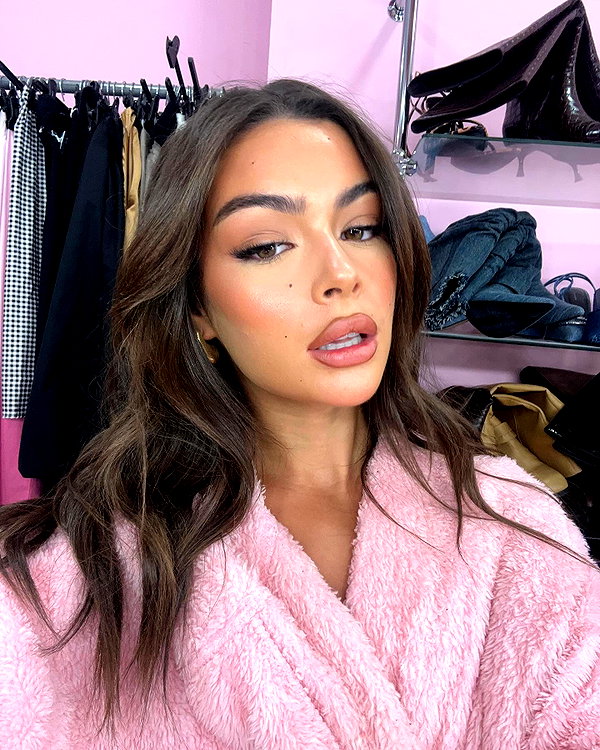 oliviaphillipps instagram image archive image