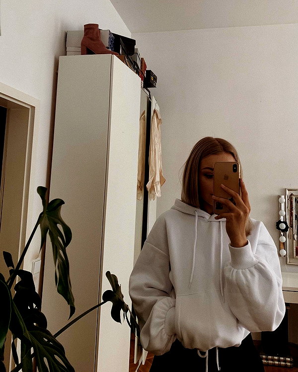 lilih instagram image archive image