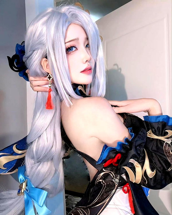 gallery_cosplayer instagram image archive image