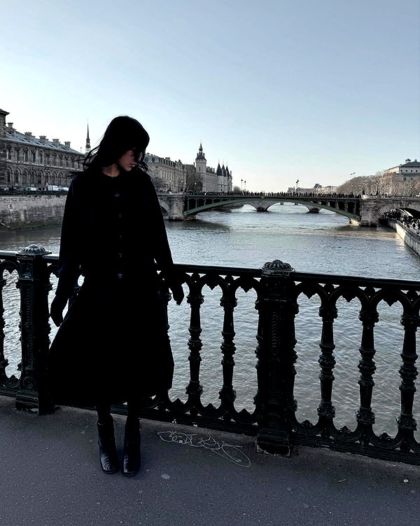 leonanaomii instagram image archive image