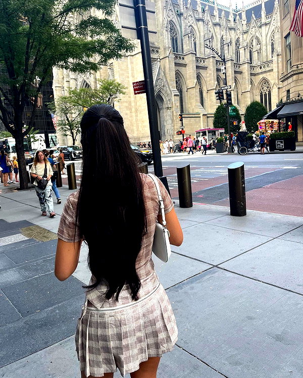 leahhalton instagram image archive image