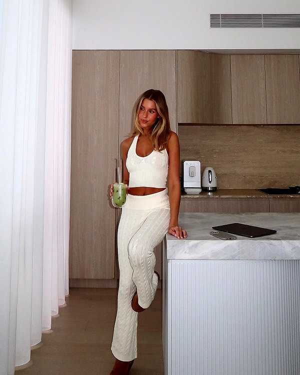 sophiebatzloff instagram image archive image
