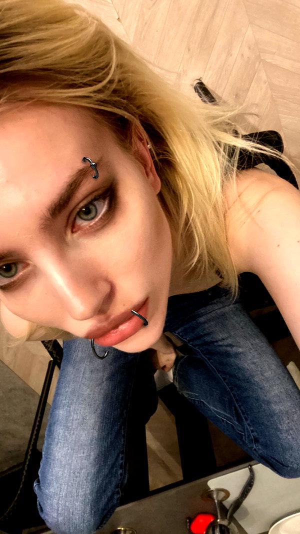 alien.hanna instagram image archive image