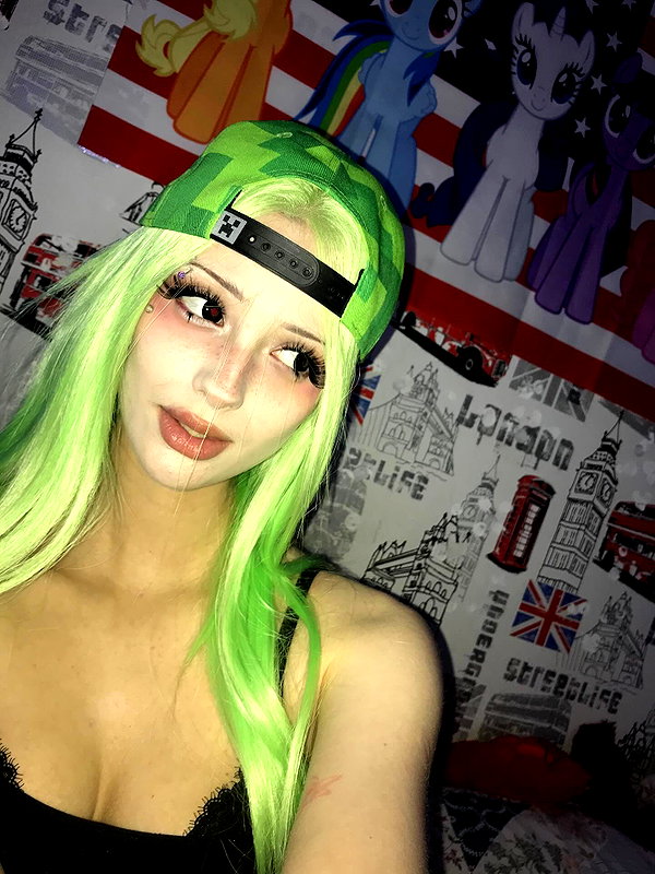 chrisstinalekss instagram image archive image