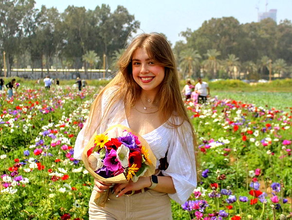 mishel_d_ instagram image archive image