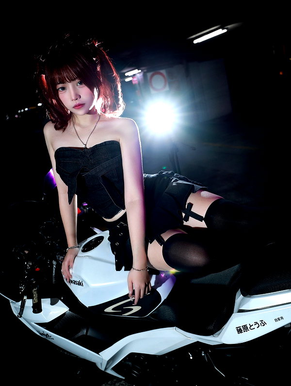 1zxhy__ instagram image archive image