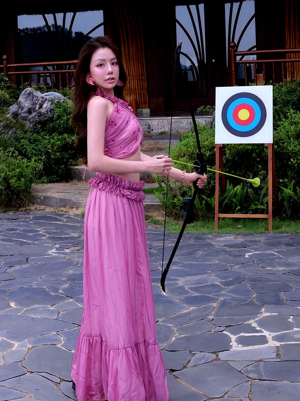lyhythuedoxinh instagram image archive image
