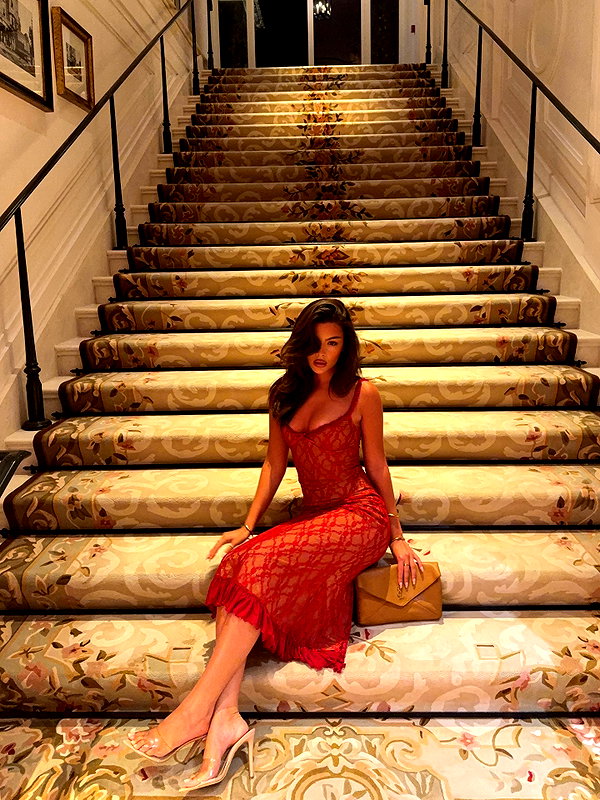 oliviaphillipps instagram image archive image