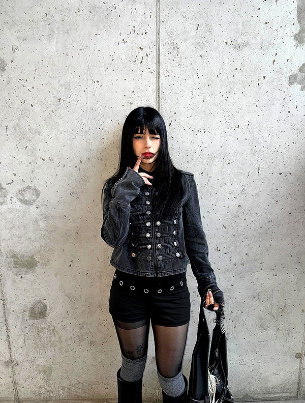 connie.01j instagram image archive image