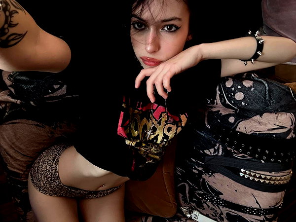 najavamp instagram image archive image