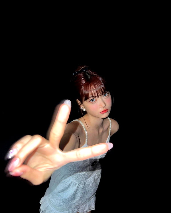 hhh.e_c.v instagram image archive image