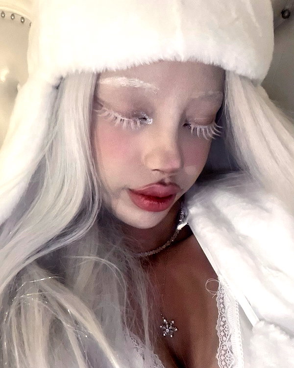 Archived image from @irisinna on Instagram