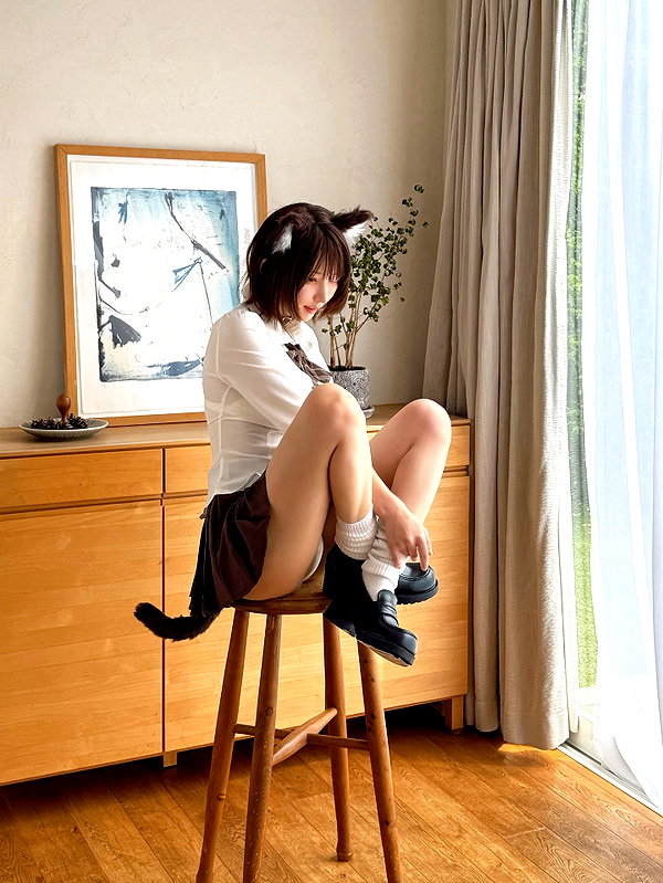 enakorin instagram image archive image