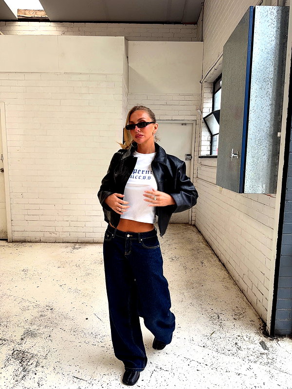 Archived image from @edenharper on Instagram