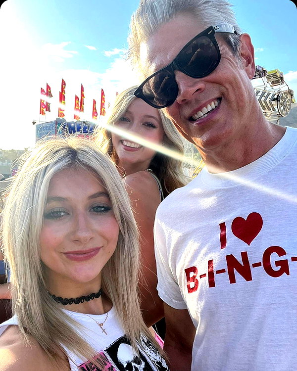 ellianawalmsley instagram image archive image