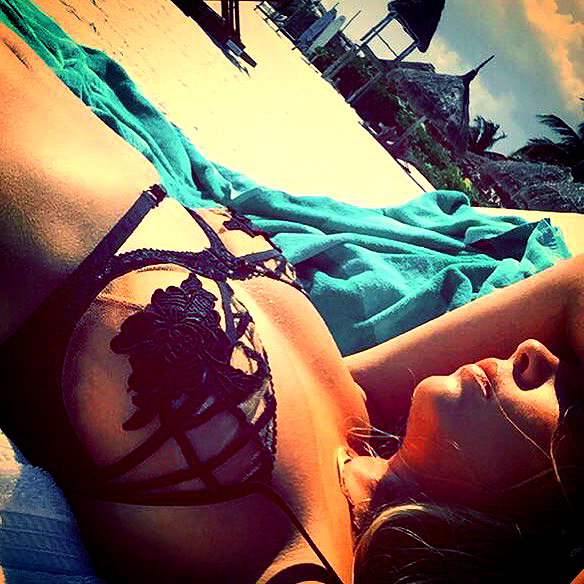 ashleybenson instagram image archive image