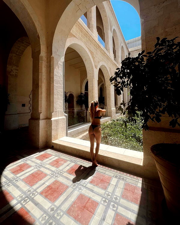 barzomer instagram image archive image