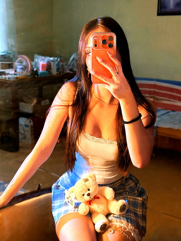 arti_0._.0 instagram image archive image