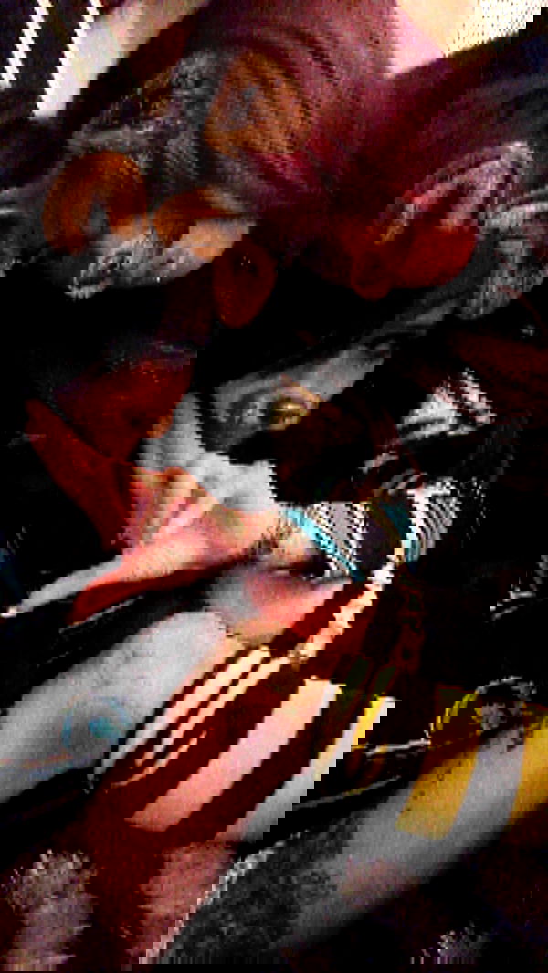 zommmbri zommmbri archive image