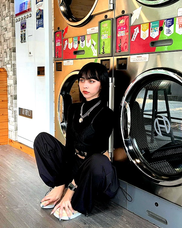 badthingalwaysg instagram image archive image