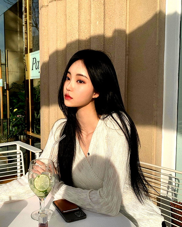 daxbin instagram image archive image