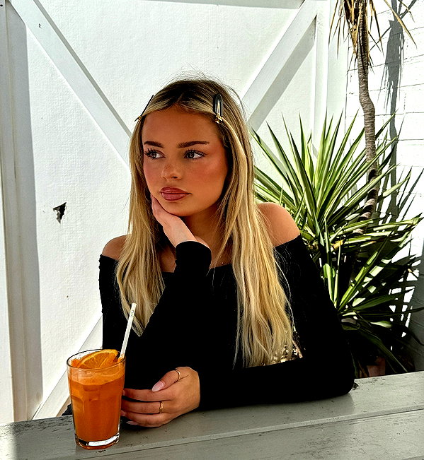 brontesheppeard instagram image archive image