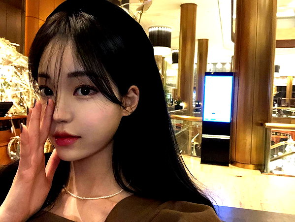 daxbin instagram image archive image
