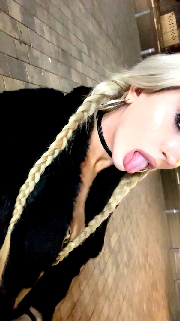 noyaislilith333 instagram image archive image