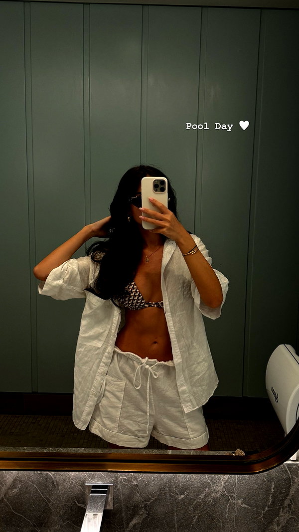 zoeliss instagram image archive image